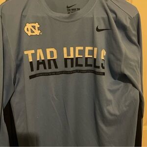 NWOT Nike UNC North Carolina Long Sleeve